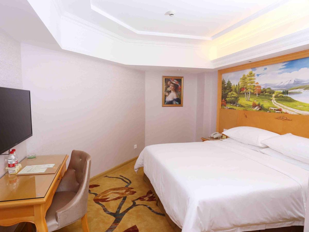 Vienna Hotel Zhongshan West District Bagian luar foto